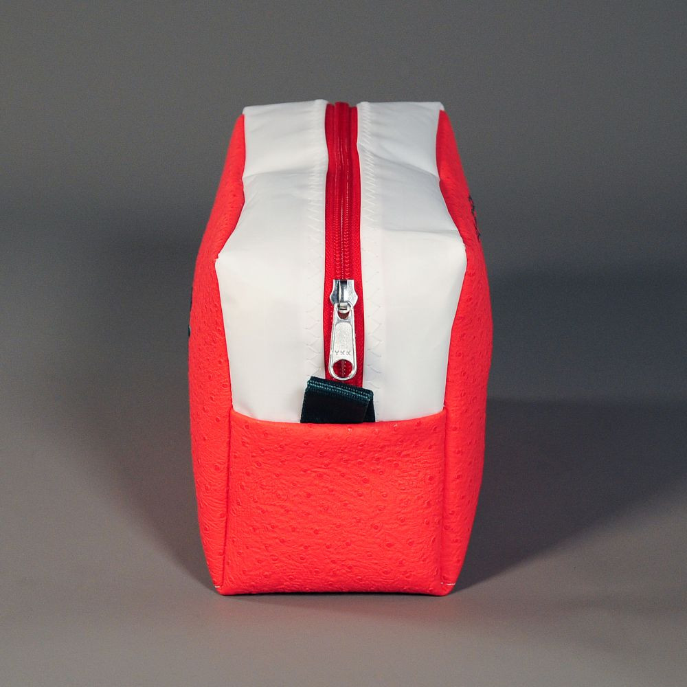 The Toiletry Bag - 22x14x10 cm (personalisierbar)